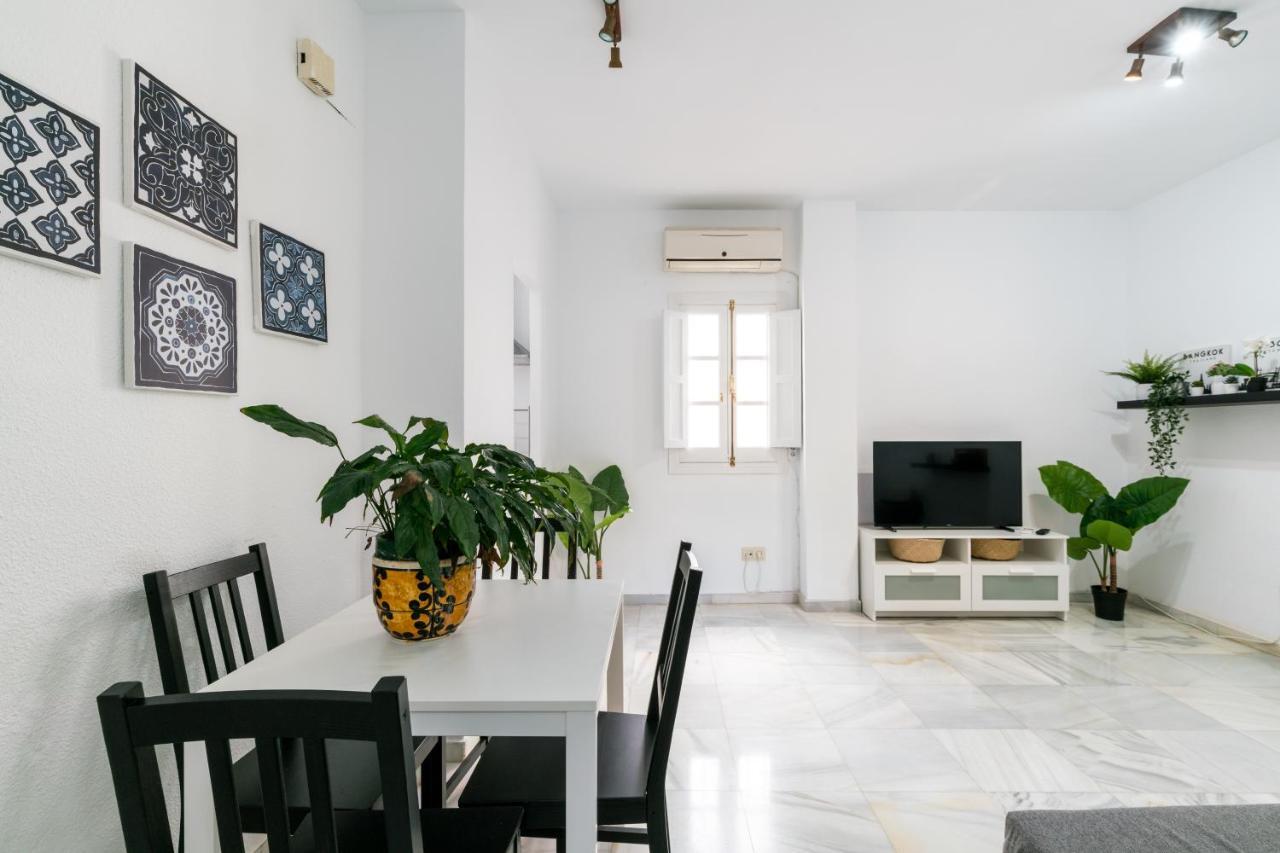 Svl - Sunny And Bright Apartment At Historical Center Севілья Екстер'єр фото